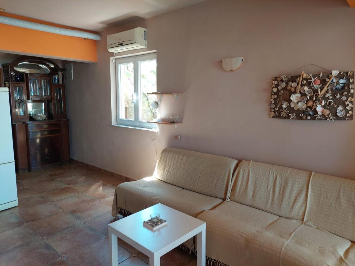 Apartman Atanasov Seline Luaran gambar